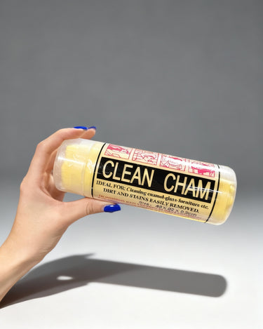 Absorbent cleaning towel